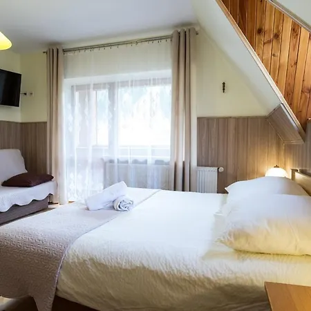 Ania Wynajem Pokoi Homestay *