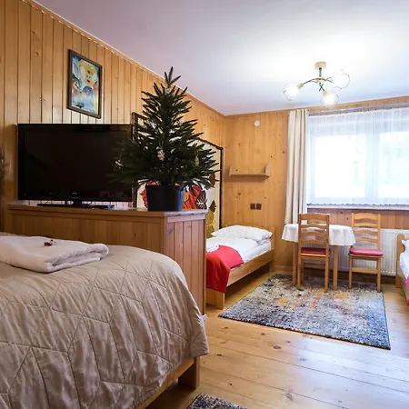 Ania Wynajem Pokoi *